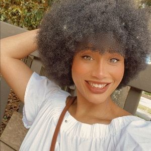 Meet your Posher, Athena